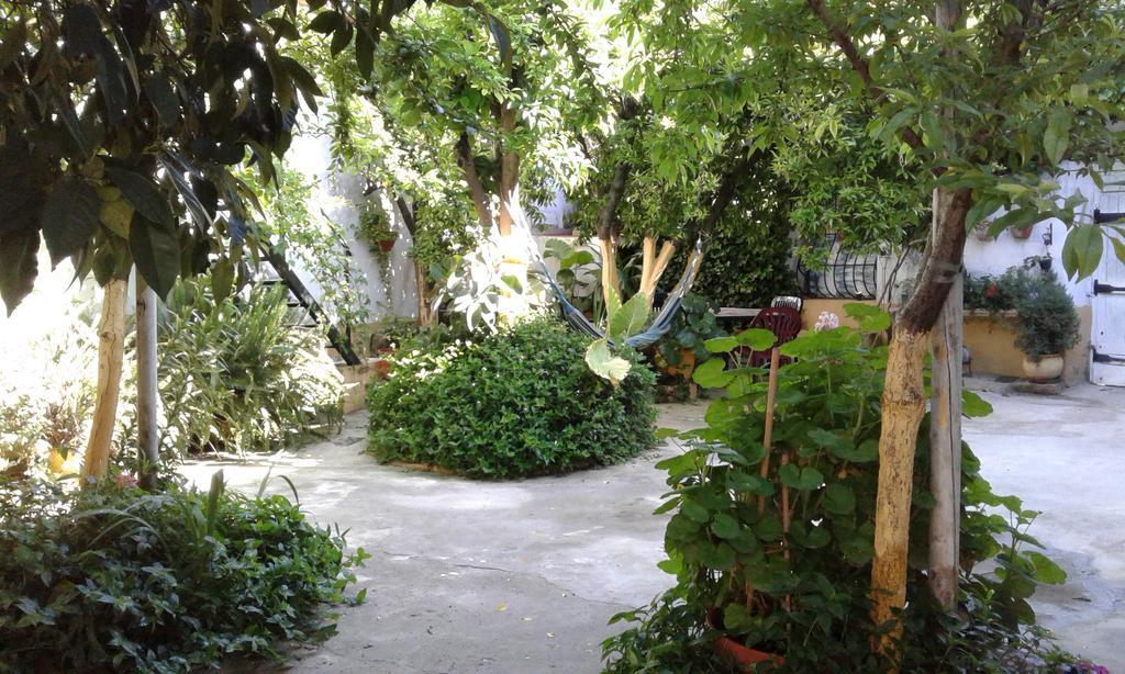 Patio Das Flores Ferreira Do Alentejo Exterior photo